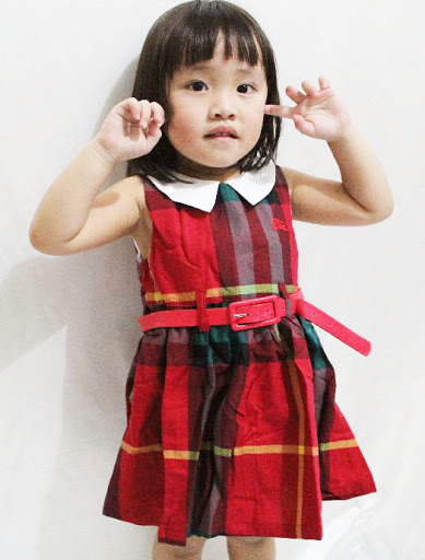 dress burberry anak merah
